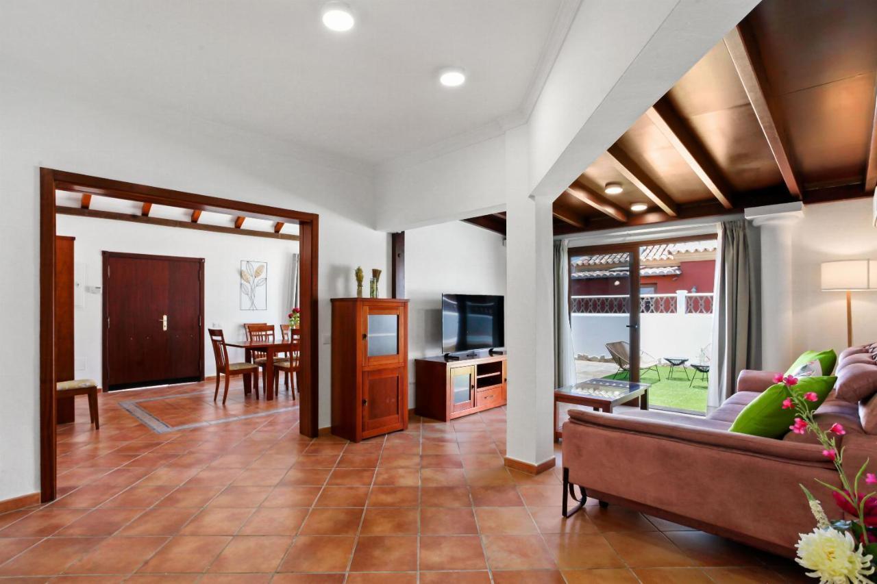 Villa Thomas Коралео Екстериор снимка